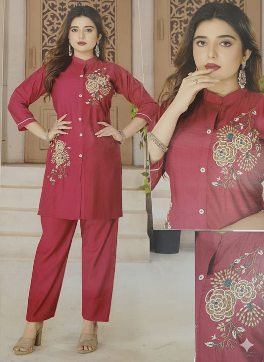 Elegant Gadwal Cotton Cord Set (Deep Red)